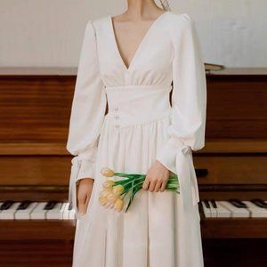 new!!!!!100%polyester V collar wedding dress M